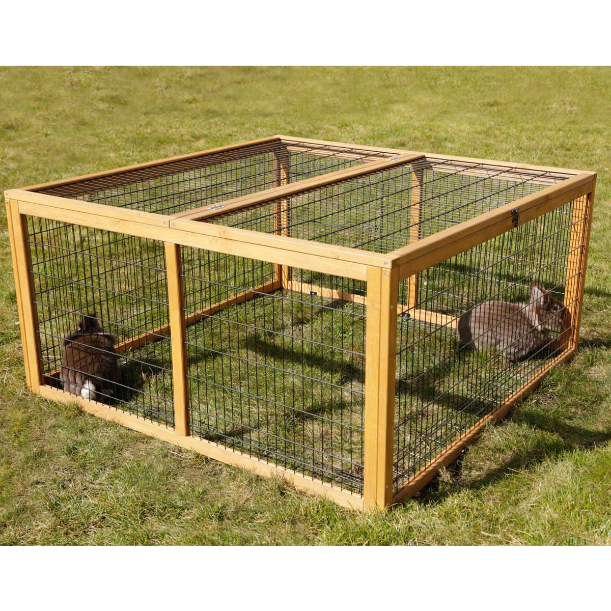 Open-air Enclosure with Breakout Barrier 116 cm