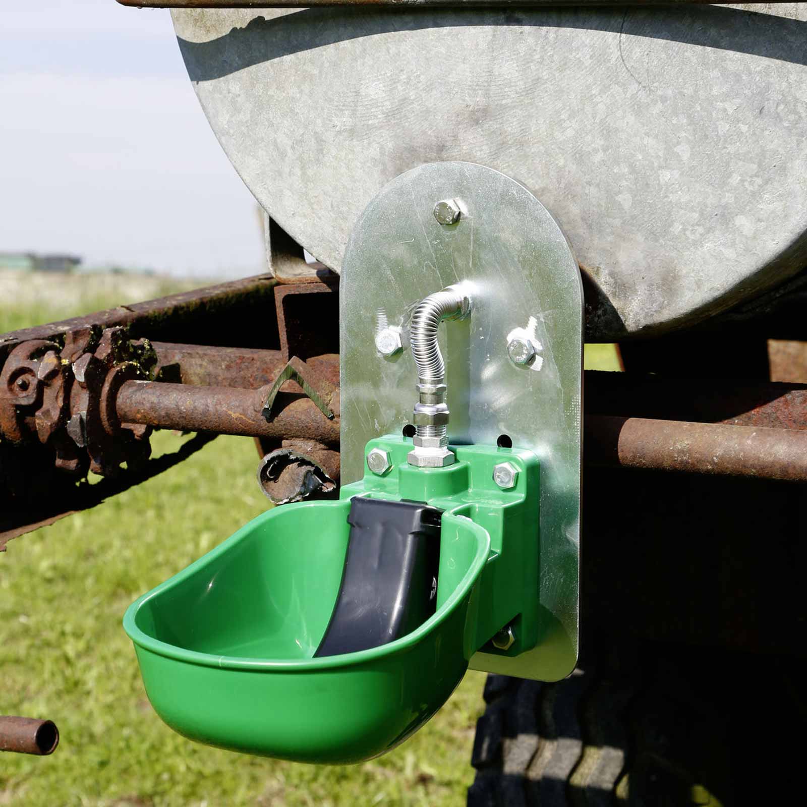 Plastic Drinking Bowl KN50 for Pasture Barrel Attachment